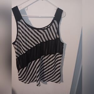 Chic Striped Black and White Tank Top